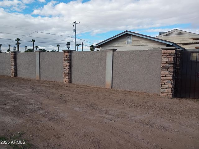 901 N COOLIDGE Avenue, Casa Grande, AZ 85122
