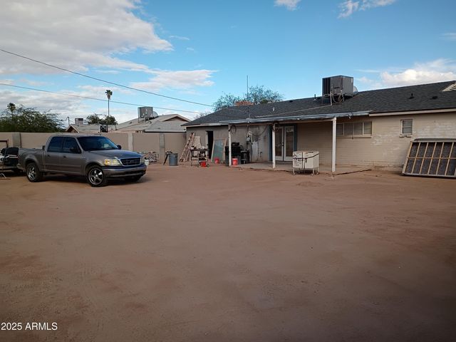901 N COOLIDGE Avenue, Casa Grande, AZ 85122