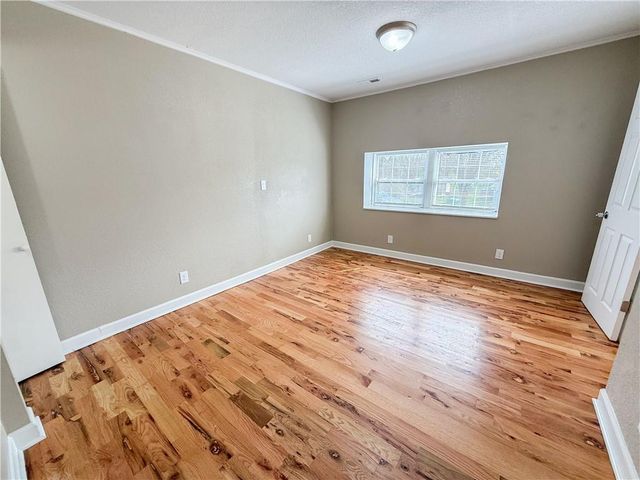 200 N Harrison Street, Freeman, MO 64746