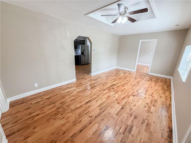 200 N Harrison Street, Freeman, MO 64746