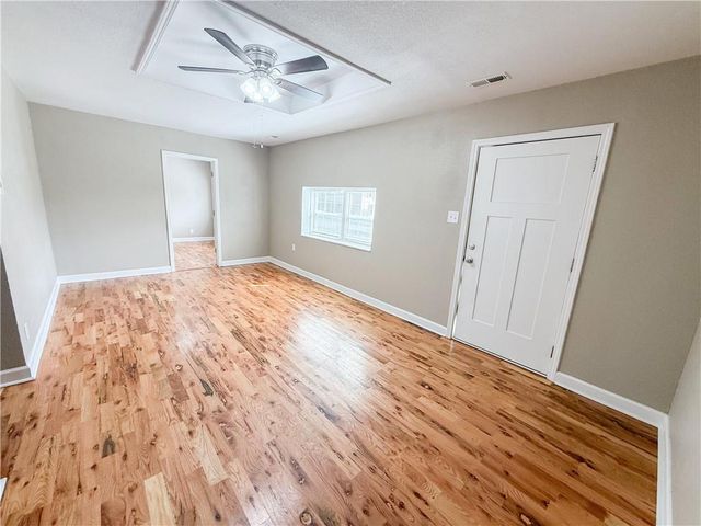 200 N Harrison Street, Freeman, MO 64746