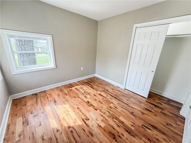 200 N Harrison Street, Freeman, MO 64746