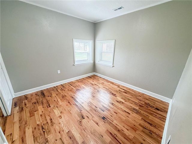 200 N Harrison Street, Freeman, MO 64746