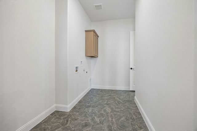 5013 Valley View Drive, Joshua, TX 76058