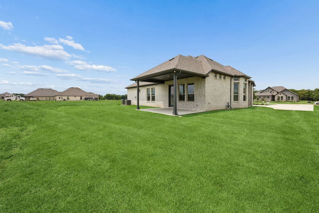 5013 Valley View Drive, Joshua, TX 76058
