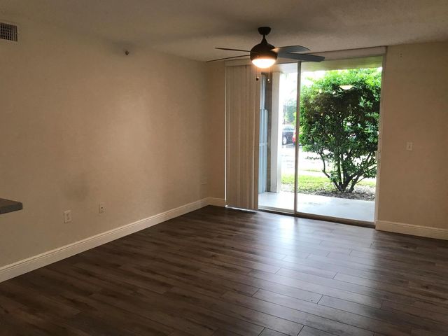 7896 Sonoma Springs Circle 101, Lake Worth, FL 33463