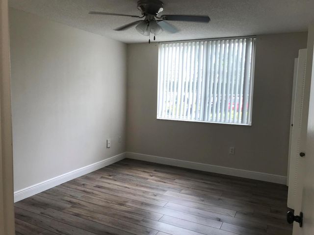 7896 Sonoma Springs Circle 101, Lake Worth, FL 33463