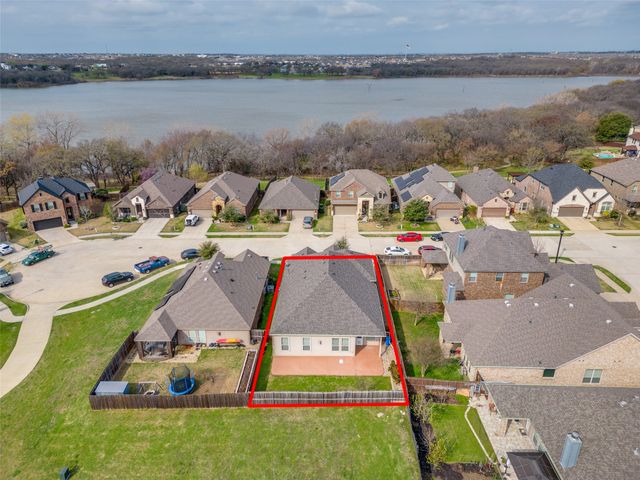 1913 Lake Wood Trail, Little Elm, TX 75068