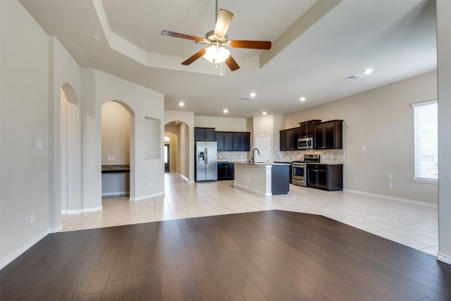 1913 Lake Wood Trail, Little Elm, TX 75068