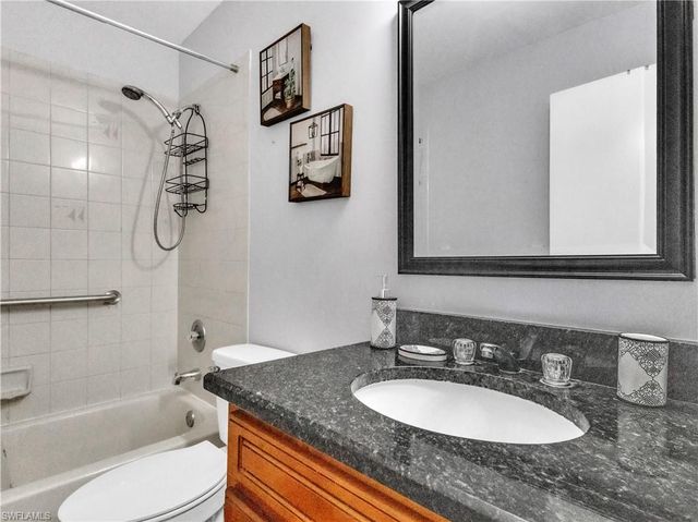 2006 NE 15th TER, Cape Coral, FL 33909