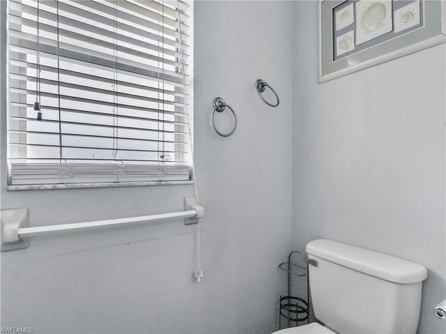 2006 NE 15th TER, Cape Coral, FL 33909