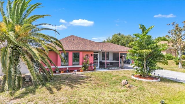 2006 NE 15th TER, Cape Coral, FL 33909