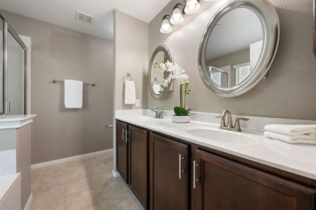 700 Mandarin Flyway 1301, Cedar Park, TX 78613