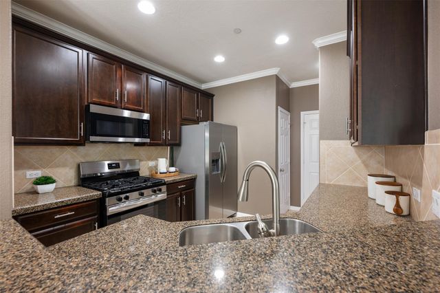 700 Mandarin Flyway 1301, Cedar Park, TX 78613
