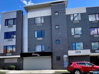 5800 Washington Street 402, West New York, NJ 07093