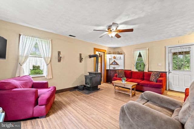 4766 JOHN MOSBY HWY, Boyce, VA 22620