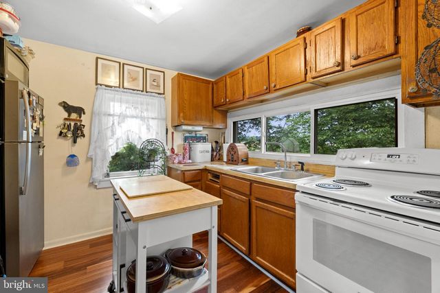 4766 JOHN MOSBY HWY, Boyce, VA 22620