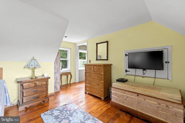 4766 JOHN MOSBY HWY, Boyce, VA 22620
