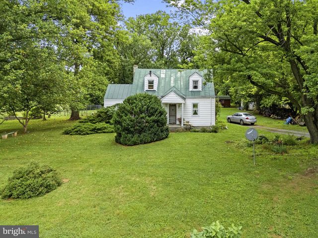 4766 JOHN MOSBY HWY, Boyce, VA 22620