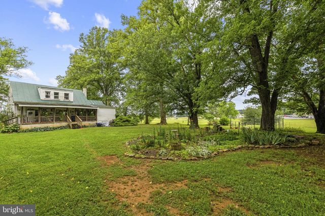 4766 JOHN MOSBY HWY, Boyce, VA 22620