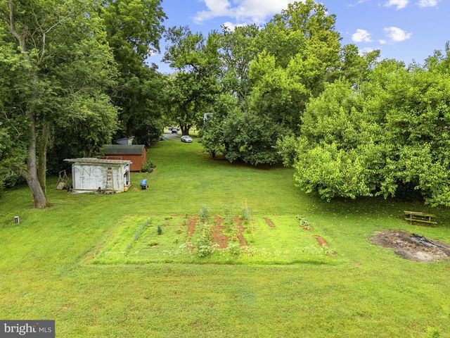 4766 JOHN MOSBY HWY, Boyce, VA 22620