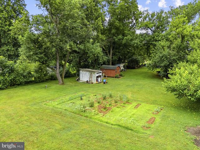 4766 JOHN MOSBY HWY, Boyce, VA 22620