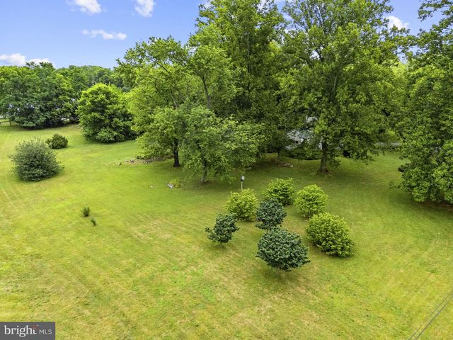4766 JOHN MOSBY HWY, Boyce, VA 22620