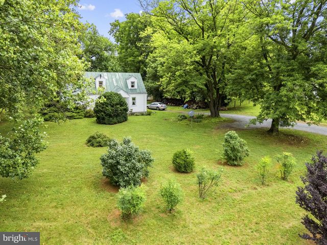 4766 JOHN MOSBY HWY, Boyce, VA 22620