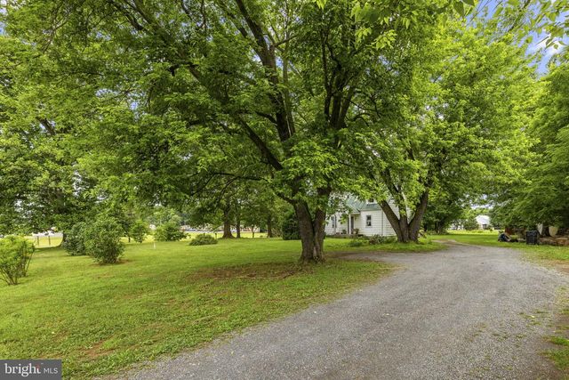 4766 JOHN MOSBY HWY, Boyce, VA 22620