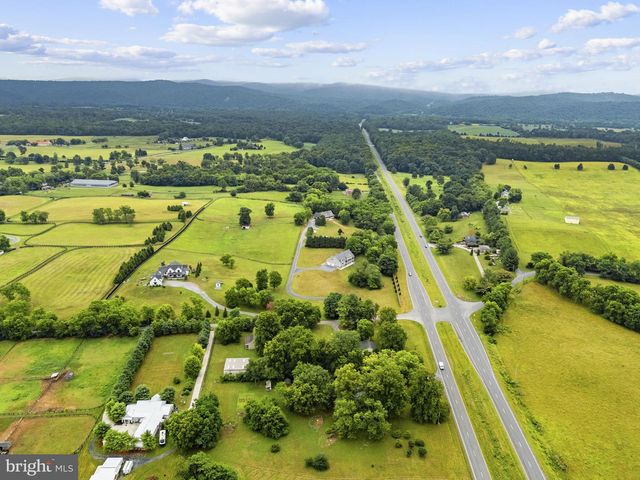 4766 JOHN MOSBY HWY, Boyce, VA 22620