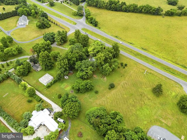 4766 JOHN MOSBY HWY, Boyce, VA 22620