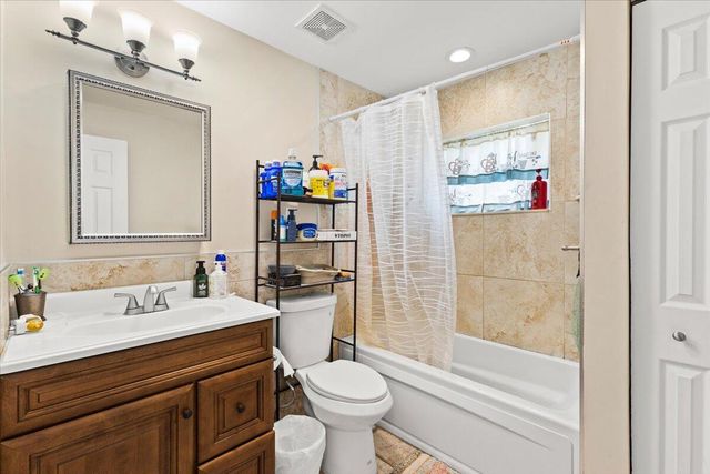 1091 NW 46th Avenue, Lauderhill, FL 33313