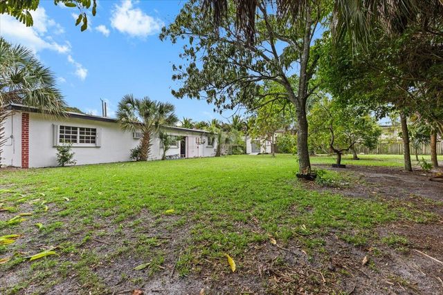 1091 NW 46th Avenue, Lauderhill, FL 33313