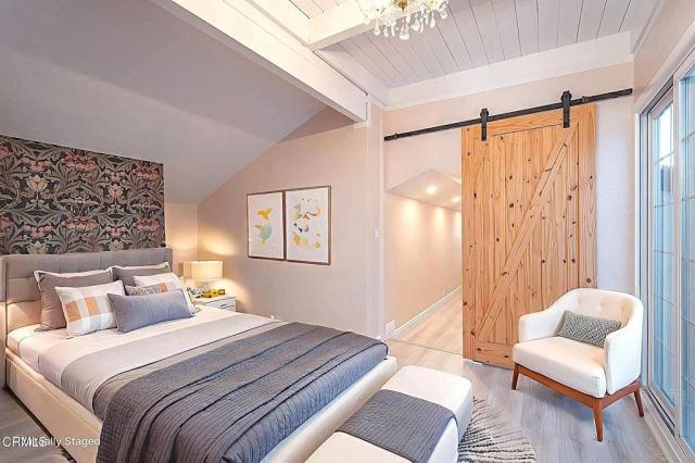 999 Waterbury Lane, Ventura, CA 93001