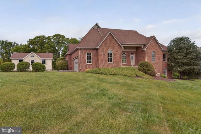 7001 WAYLAND DR, Warrenton, VA 20187