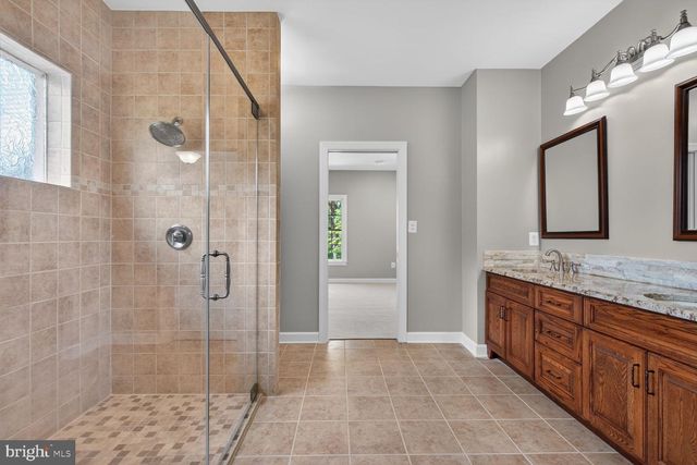 7001 WAYLAND DR, Warrenton, VA 20187