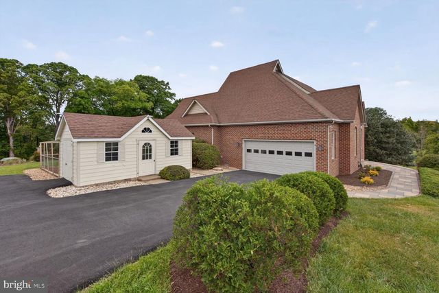 7001 WAYLAND DR, Warrenton, VA 20187