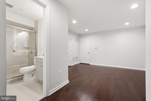 13634 CROSSBILL ALY, Clarksburg, MD 20871