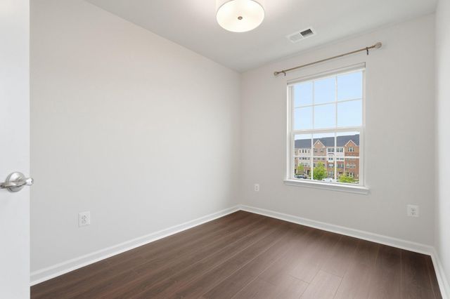 13634 CROSSBILL ALY, Clarksburg, MD 20871