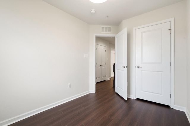 13634 CROSSBILL ALY, Clarksburg, MD 20871