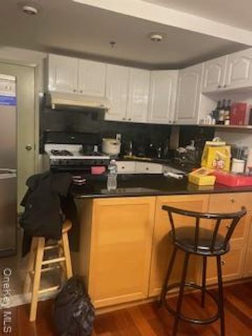 34-51 Leavitt Street 2B, Flushing, NY 11354