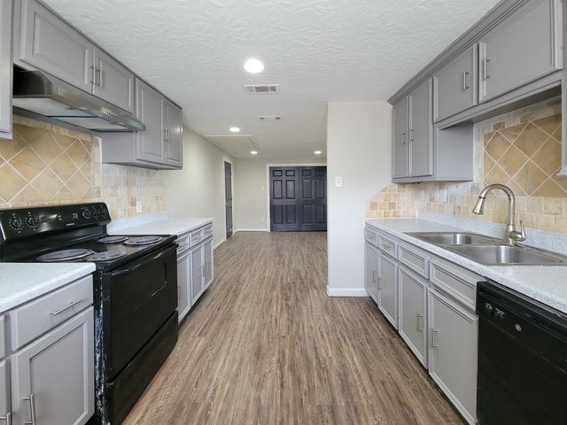 3416 Europa Street, Houston, TX 77022