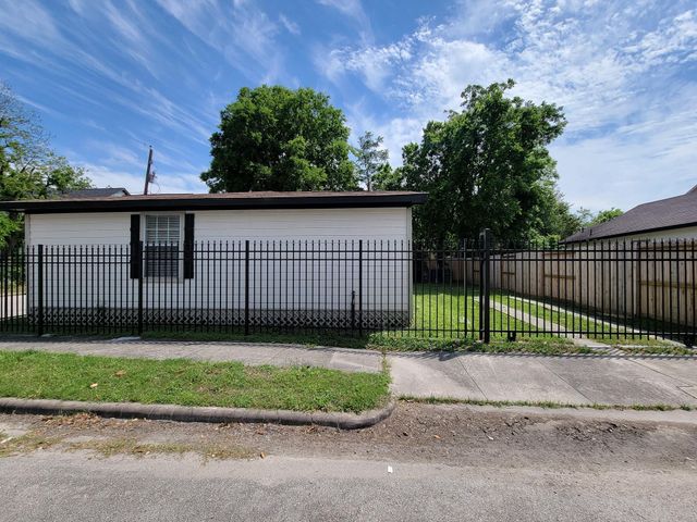 3416 Europa Street, Houston, TX 77022
