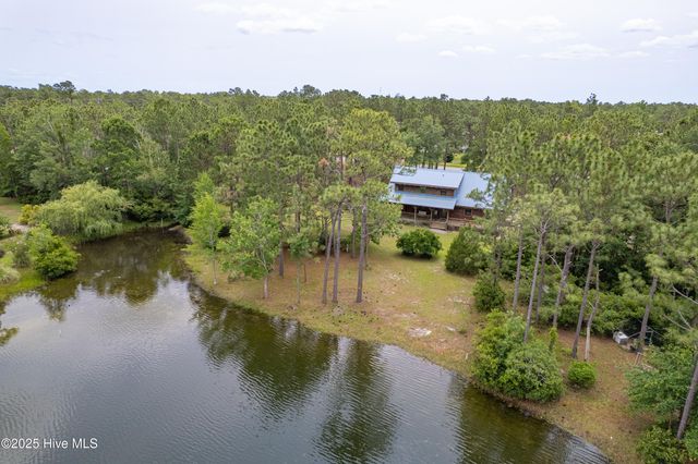 949 Fifty Lakes Drive, Southport, NC 28461