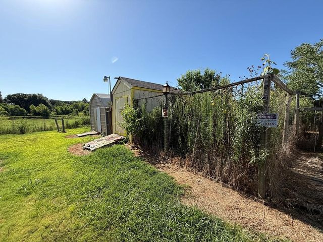 1362 Woodridge, Eustace, TX 75124