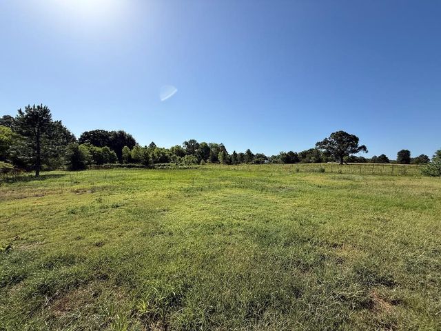 1362 Woodridge, Eustace, TX 75124