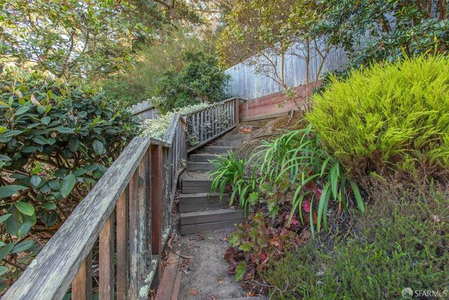 136 Dellbrook Avenue, San Francisco, CA 94131