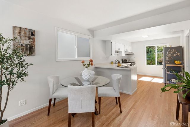 136 Dellbrook Avenue, San Francisco, CA 94131