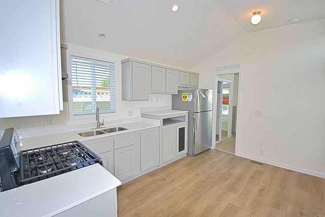 708 H Street 22, Chula Vista, CA 91910