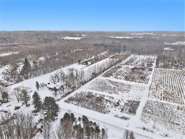 61199 County Road 380, Bangor, MI 49013